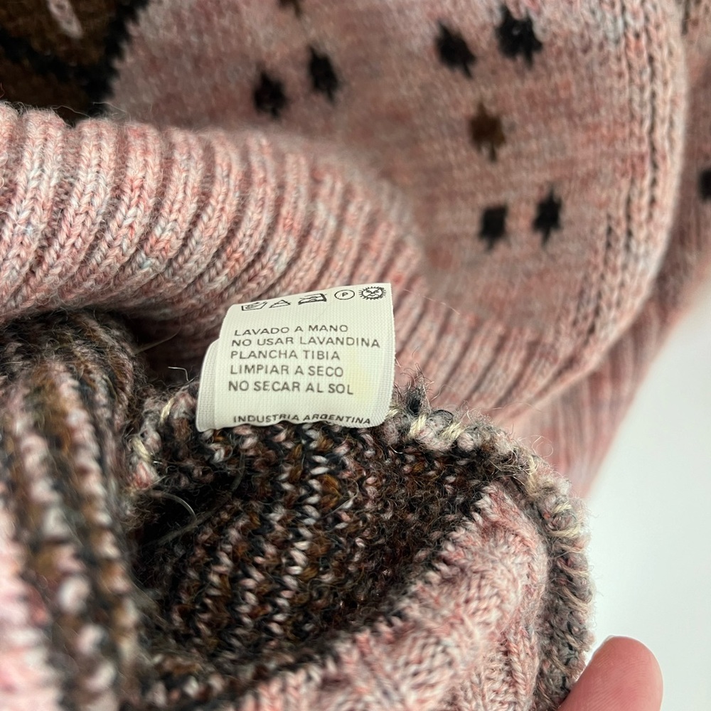 Vintage Geometric 85% Wool Sweater Made In Peru Host Pick ๐ฅณ๐๐ - Picture 10 of 10